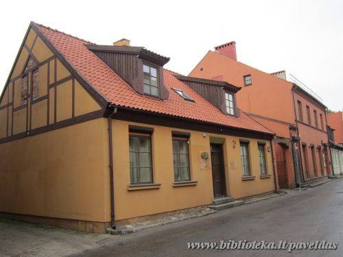 Darzu Str. 10, 12, 2013.
