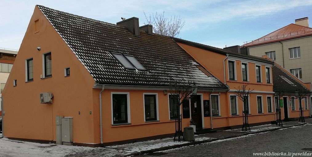 6 J. Janonio St. 2023.