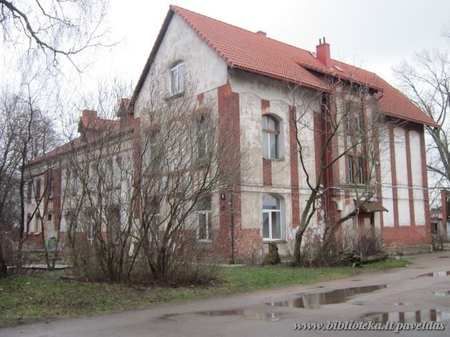 6 Klevu St. 2013.