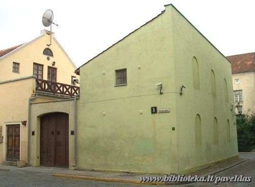 3 Kurpiu St. 2002.