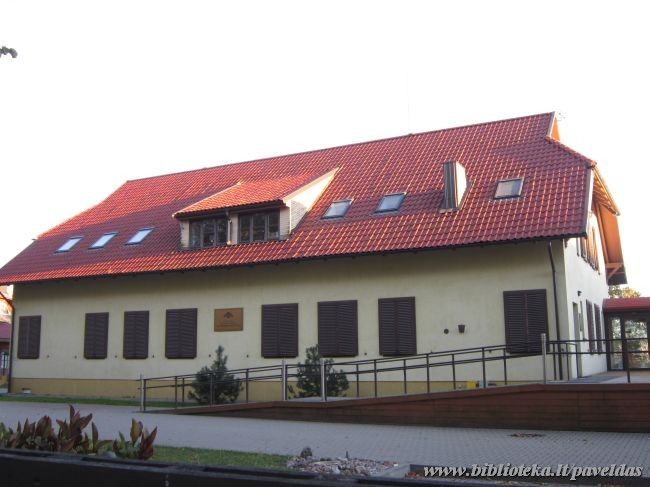 6 Lakstuciu St. 2013.