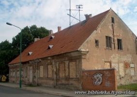 16 Ligonines St. 2002.