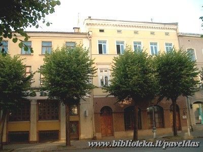 17 Turgaus St. 2002.