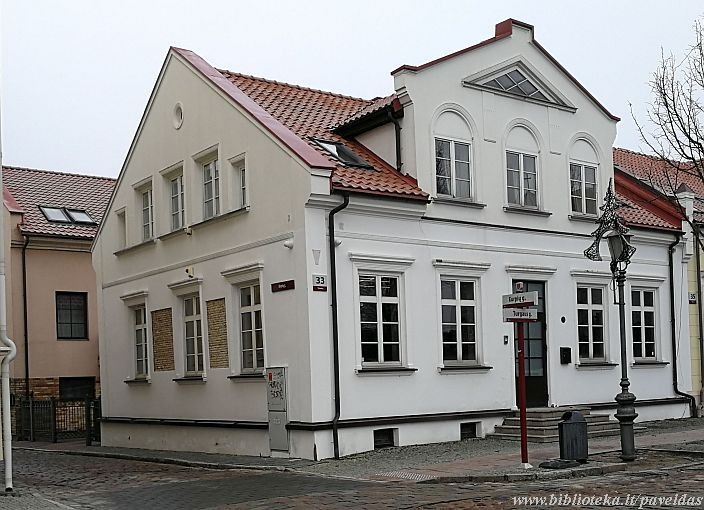 33 Turgaus St. 2013.
