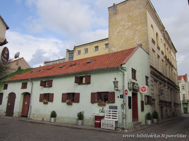 Complex of Buildings (8 Turgaus St., 7 Tomo St.) 2014.