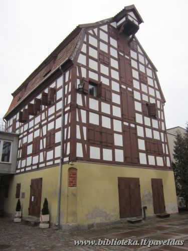 House and warehouse complex (2 Didziojo vandens St.)