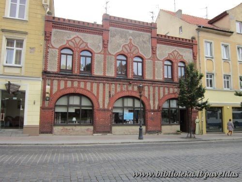 13 Tiltu St.